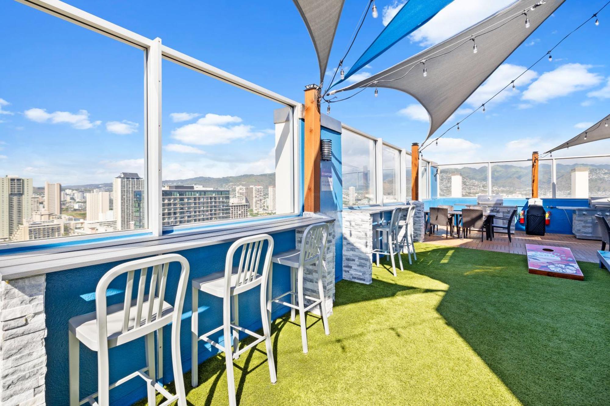 Newly Renovated With Rooftop Pool & Near Waikiki Beach! Apartment Honolulu